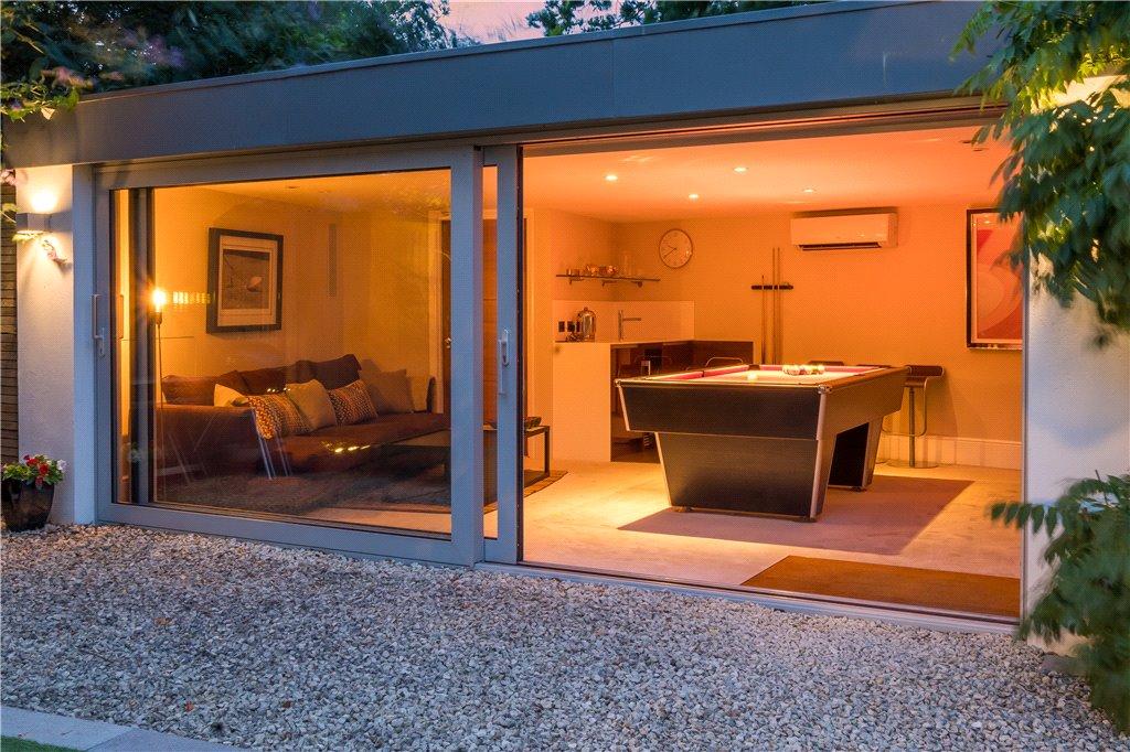 Summer House