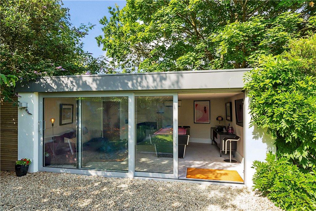 Summer House