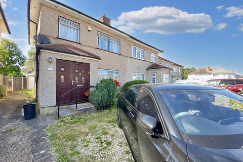 3 bedroom detached house to rent, Weymouth Road, Hayes, Greater London