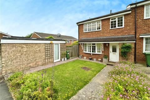 4 bedroom end of terrace house for sale, Yew Tree Rise, Calcot, Reading