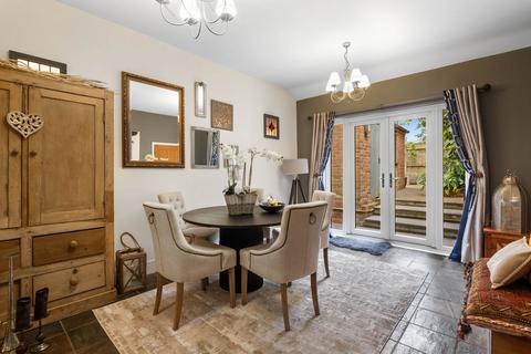 98 Barbourne Road, Worcester, WR1 1SE