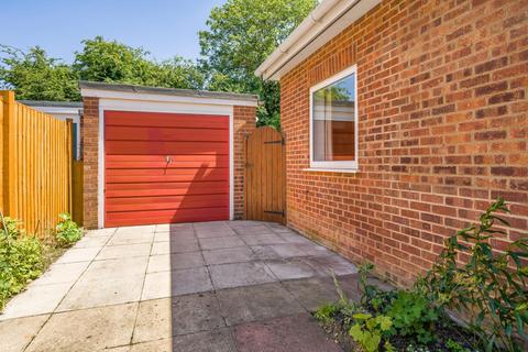 2 bedroom detached house for sale, Hammond Close, Norwich
