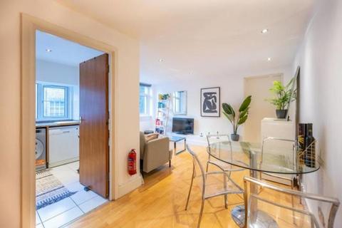 2 bedroom apartment to rent, Garrick House, London WC2N