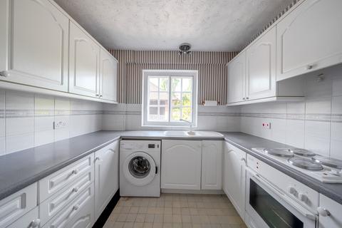 3 bedroom semi-detached house for sale, Ethelburt Avenue, Bassett Green, Southampton, Hampshire, SO16