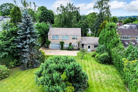 5 bedroom detached house to rent, High Foleys, Esher KT10