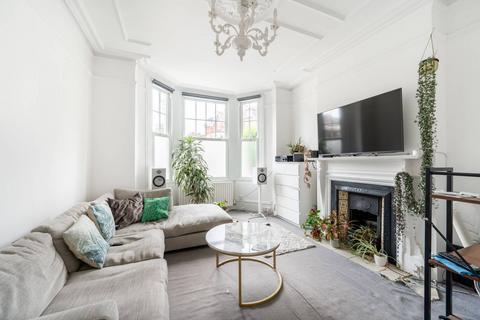 2 bedroom flat to rent, Rutland Park, Willesden Green, London, NW2