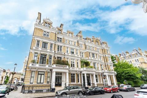 2 bedroom flat to rent, CORNWALL GARDENS, South Kensington, London, SW7