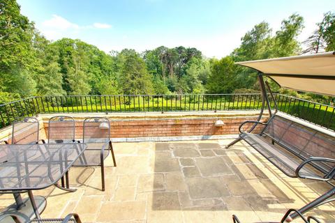 2 bedroom apartment for sale, Bracken Place, Chilworth, Southampton