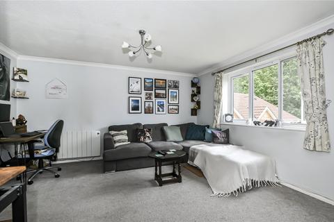 2 bedroom flat for sale, Jasper House, Percy Gardens, Worcester Park, KT4