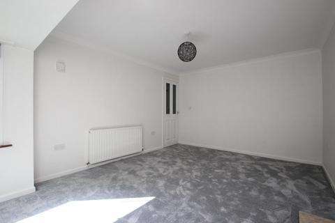 1 bedroom flat to rent, Whinbrook Court, Leeds, West Yorkshire, LS17