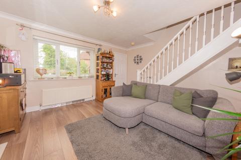 2 bedroom semi-detached house for sale, Harcourt Drive, Morley, Leeds