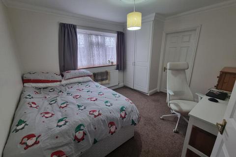 1 bedroom flat to rent, Hale Lane, Mill Hill, NW7