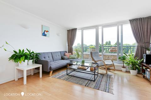 2 bedroom flat for sale, Stoke Newington High Street, Abney Park Court, N16