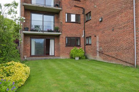 2 bedroom flat for sale, London Road, 97 London Road, CT16