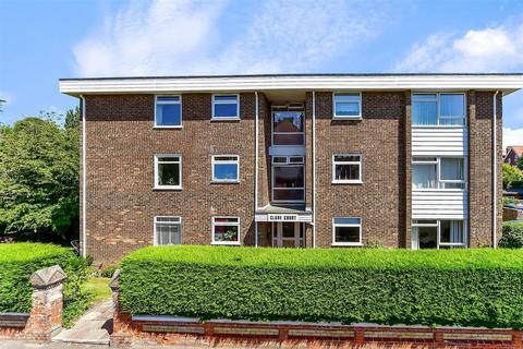 1 bedroom apartment for sale, Beach Road, Littlehampton, West Sussex