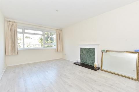 1 bedroom apartment for sale, Beach Road, Littlehampton, West Sussex