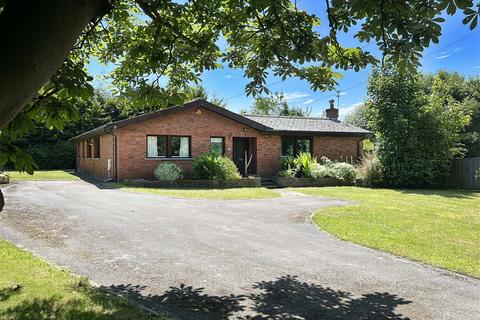 2 bedroom detached bungalow for sale, Jacksmere Lane, Ormskirk L40