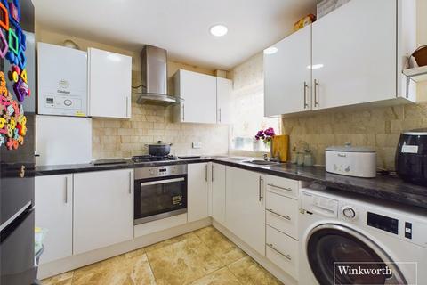 3 bedroom end of terrace house for sale, Wood Close, London NW9