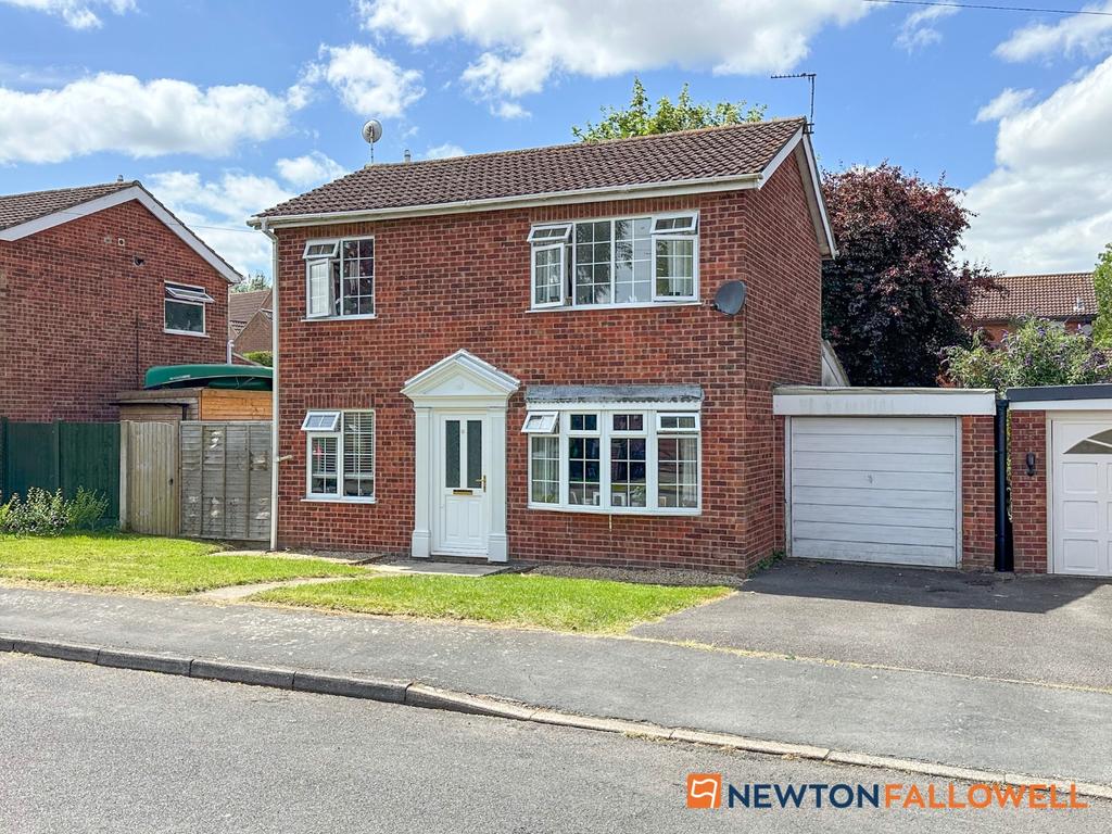 Tinsley Close, 6 NG23 3 bed detached house for sale £240,000