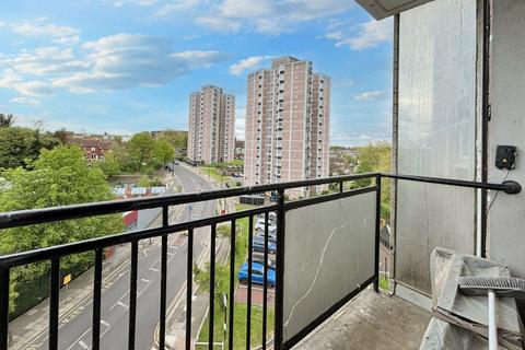 1 bedroom flat for sale, 215 Frances Street, Woolwich, London, SE18 5LA