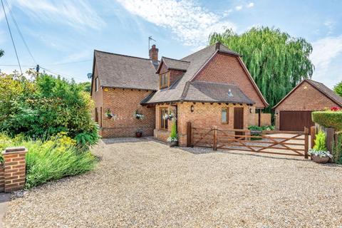 4 bedroom detached house for sale, Arborfield Cross, Reading RG2