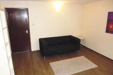 1 bedroom flat to rent, New City Road, Glasgow G4