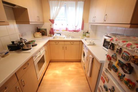 1 bedroom apartment to rent, Grosvenor Place, Woking GU21