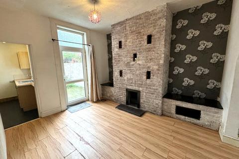 3 bedroom terraced house for sale, Cemetery Road Preston PR1 5UT