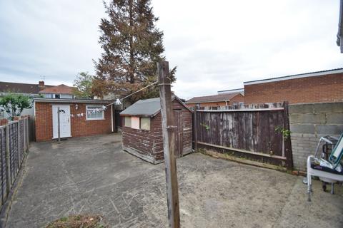 4 bedroom semi-detached house for sale, Bradley Road, Slough, Berkshire, SL1