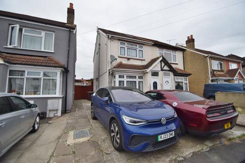 Bradley Road, Slough, Berkshire, SL1