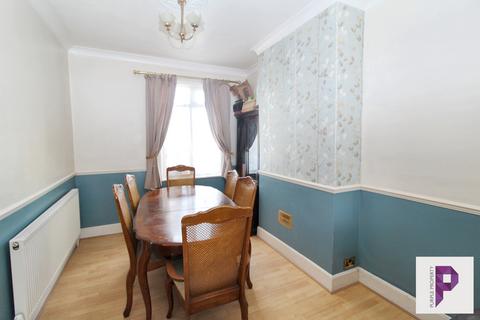 3 bedroom end of terrace house for sale, Adelaide Road,  Gillingham, ME7