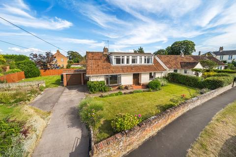 3 bedroom detached bungalow for sale, Front Street, Chedzoy, TA7