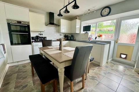 3 bedroom end of terrace house for sale, Porth CF39