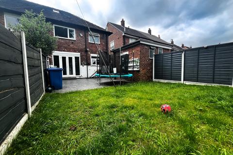 3 bedroom semi-detached house for sale, Daresbury Close, Adswood