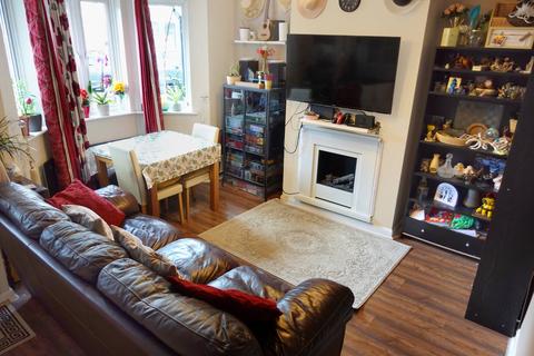 4 bedroom terraced house for sale, Luton High Street, Chatham, ME5