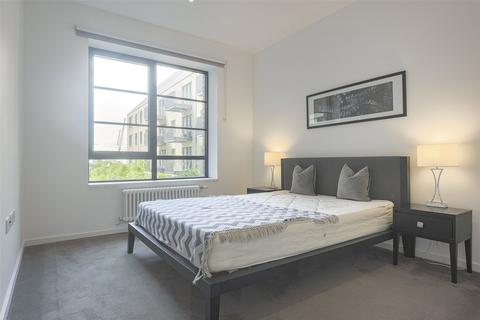 2 bedroom apartment for sale, Orchard Place, London, E14