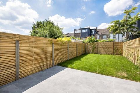 4 bedroom terraced house for sale, Salehurst Road, London, SE4