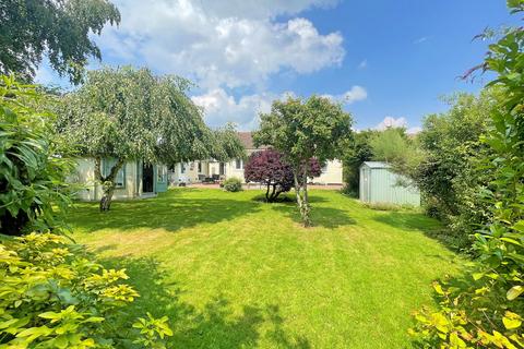 3 bedroom detached bungalow for sale, Barbrook Lane, Tiptree, Colchester, CO5