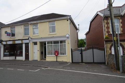 3 bedroom semi-detached house for sale, Heol Llanelli, Trimsaran SA17