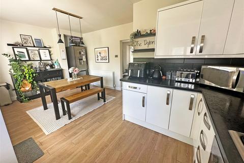 24 Alston Road, Solihull, B91 2RQ