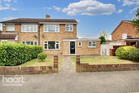 3 bedroom semi-detached house for sale, Charlton Road, Shepperton