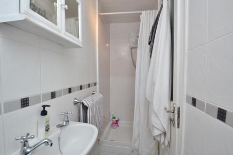 1 bedroom flat to rent, 289 Harrogate Road, Leeds LS17