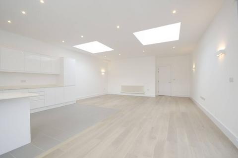 2 bedroom flat to rent, County Street, London Bridge, London, SE1