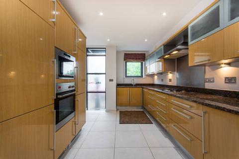4 bedroom house to rent, Whitelands Crescent, West Hill, London, SW18