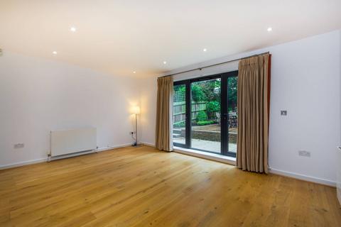 4 bedroom house to rent, Whitelands Crescent, West Hill, London, SW18