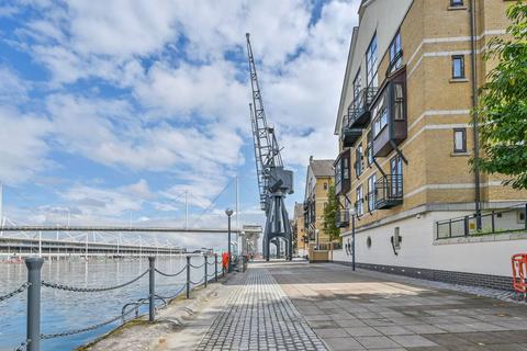 2 bedroom flat to rent, Charlotte House, Royal Docks, London, E16