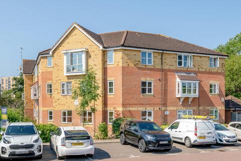 2 bedroom flat for sale, Thyme Close, Blackheath