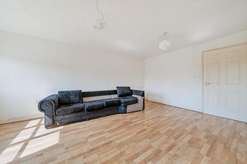 2 bedroom flat for sale, Thyme Close, Blackheath