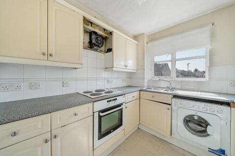 2 bedroom flat for sale, Thyme Close, Blackheath