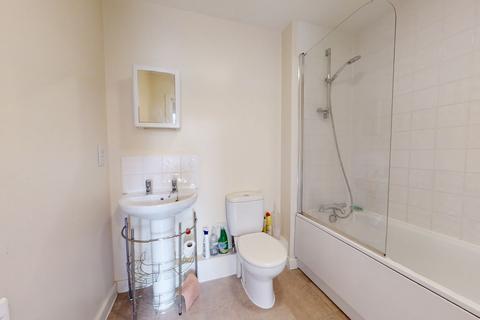 1 bedroom flat to rent, Sycamore Drive, Burgess Hill, RH15